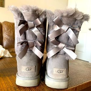 Worn only once brand new Bailey Bow II UGG
